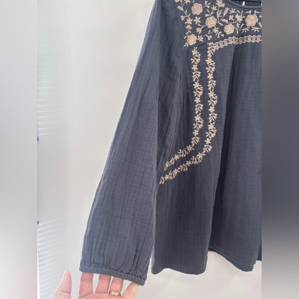 J. Jill Double Cloth Tunic Blouse in India Ink/Cashew Embroidery Size Large - Picture 5 of 5